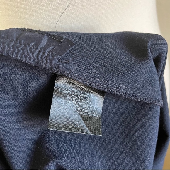 Elie Tahari for Nordstrom Navy Blue Flared Leg Stretch Dress Pants Size 8 - Picture 5 of 6